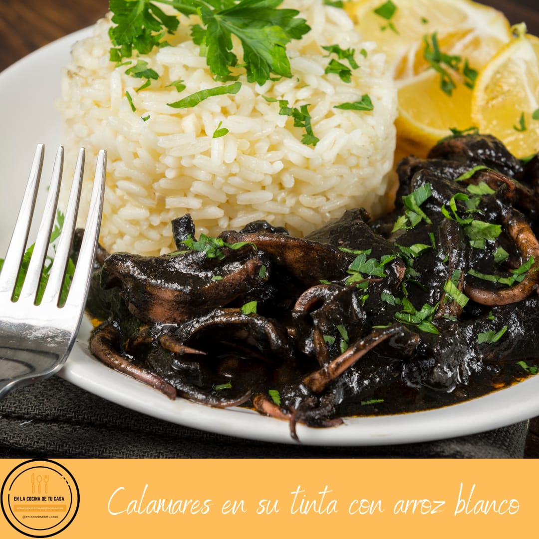 calamares en su tinta con arroz blanco